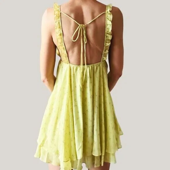 Rumored Secret Garden Babydoll Mini Dress Size L Spring Affair Yellow Green NWT - Picture 2 of 6